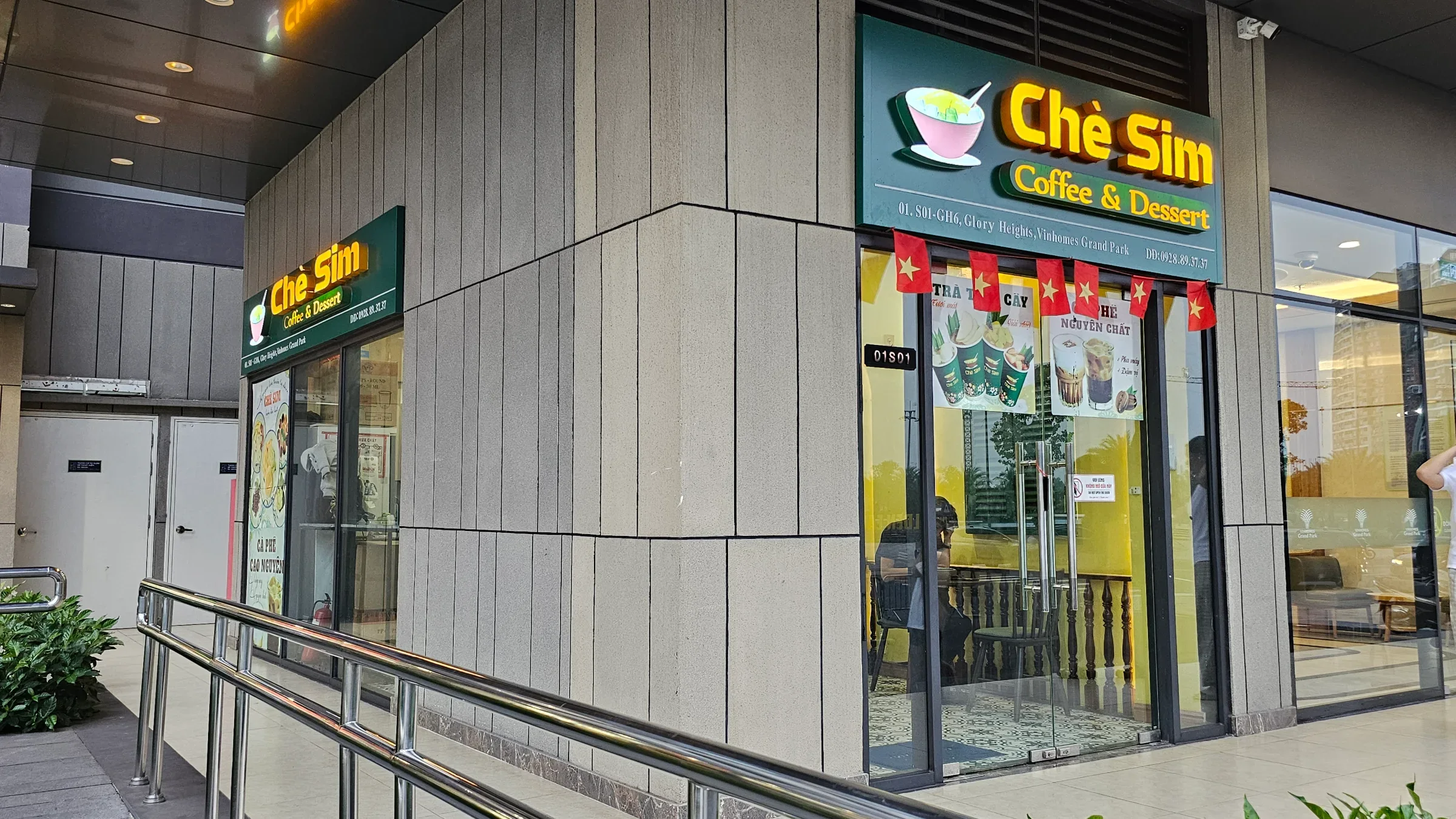 Chè Sim - Coffee & Dessert photo 2